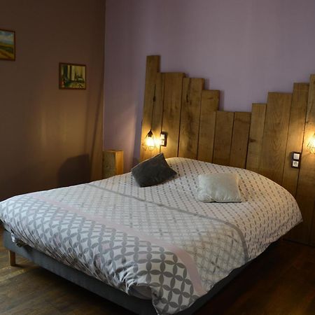 Gite Meuble Anost Luaran gambar